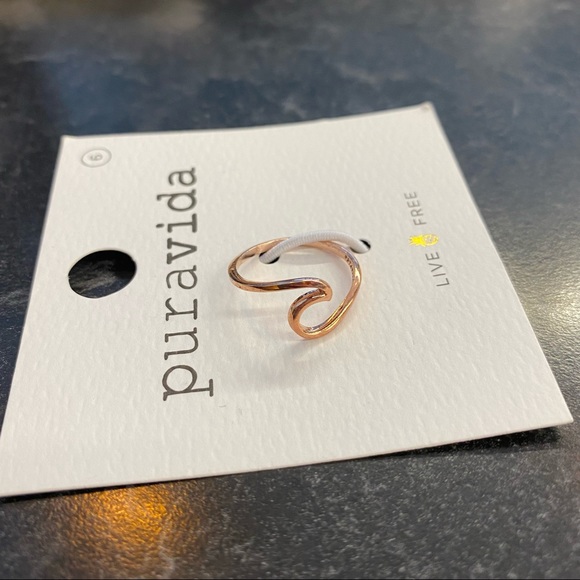 Puravida Wave Ring - Picture 3 of 4